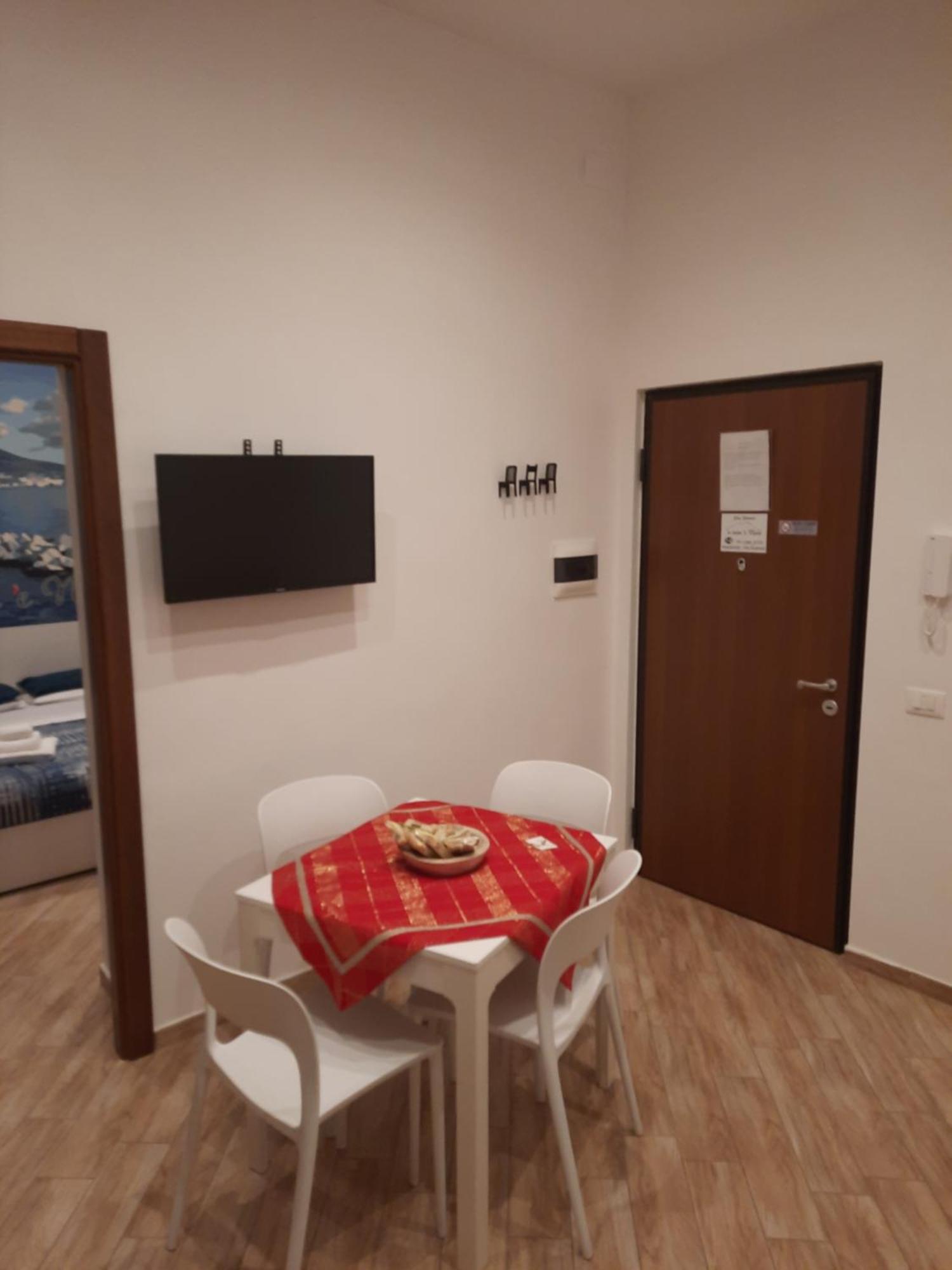 'A Casa 'E Ninu Casa Vacanze نابولي المظهر الخارجي الصورة